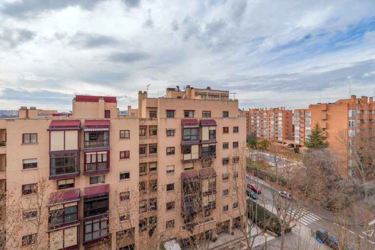 AdobeStock_1575068231
