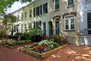 White buildings on streets of Washington DC